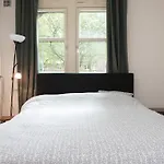Vondelparkmuseum Bed & Breakfast