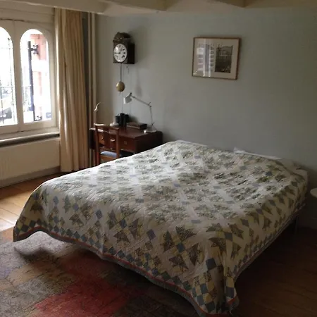 Bed & Breakfast Vondelparkmuseum 2*