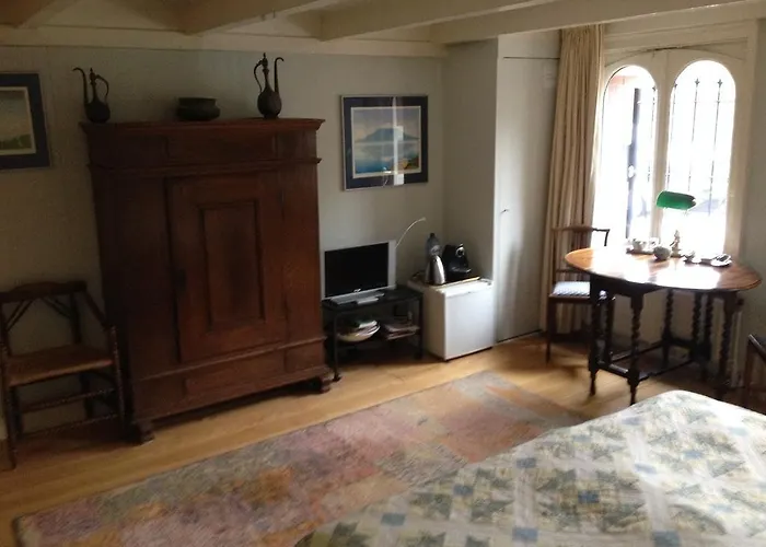 B&B Vondelparkmuseum 암스테르담