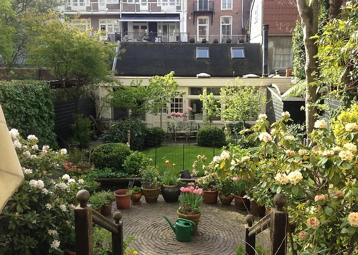 Vondelparkmuseum B&B 3*