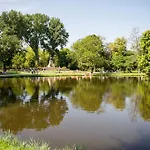 Oda ve Kahvaltı Vondelparkmuseum Amsterdam