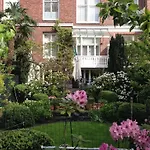 Oda ve Kahvaltı Vondelparkmuseum