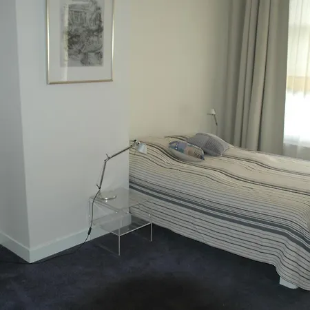 Bed & Breakfast Vondelparkmuseum Amsterdam